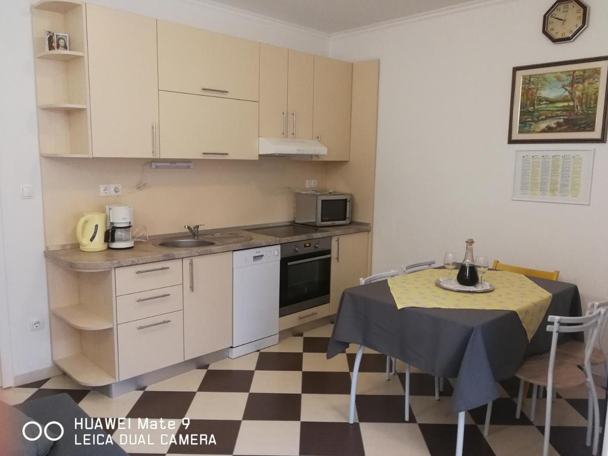 Angelina Apartman Каштела Екстер'єр фото