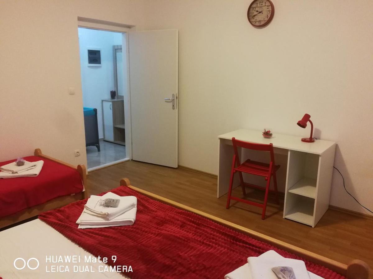 Angelina Apartman Каштела Екстер'єр фото