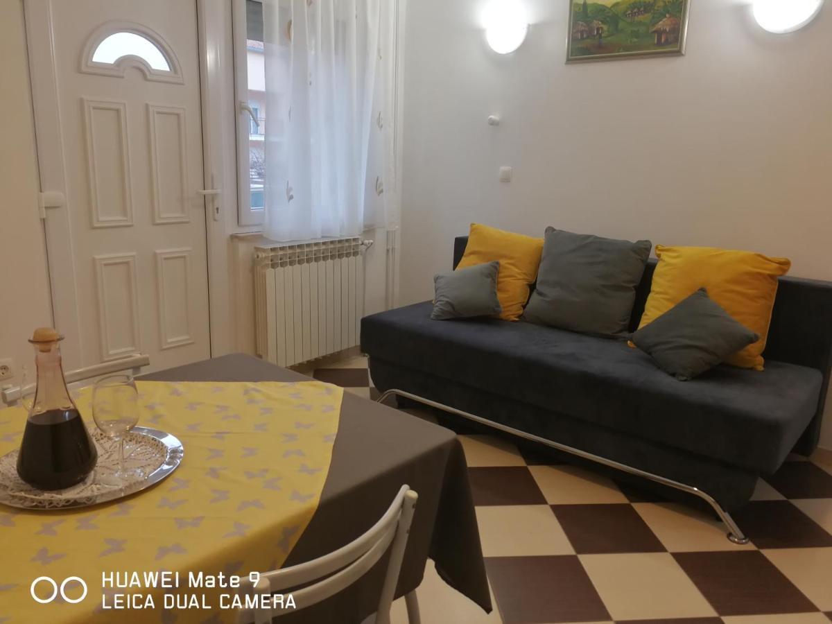 Angelina Apartman Каштела Екстер'єр фото